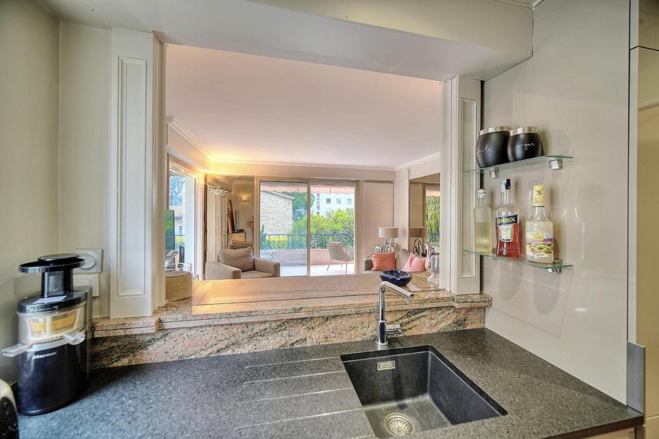 Immogroom - 2 Bedroom - Air Conditioning - Wifi - Terrace - Common Parking * Cannes
